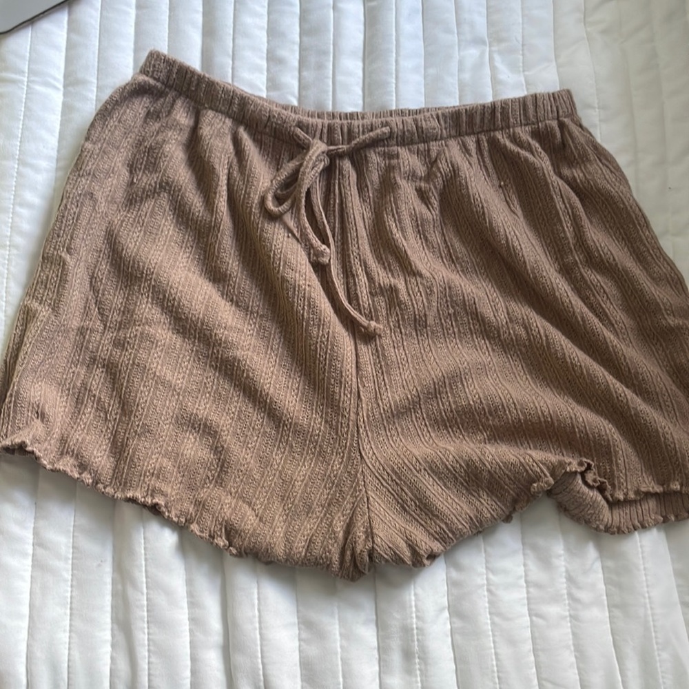 Brown comfy shorts